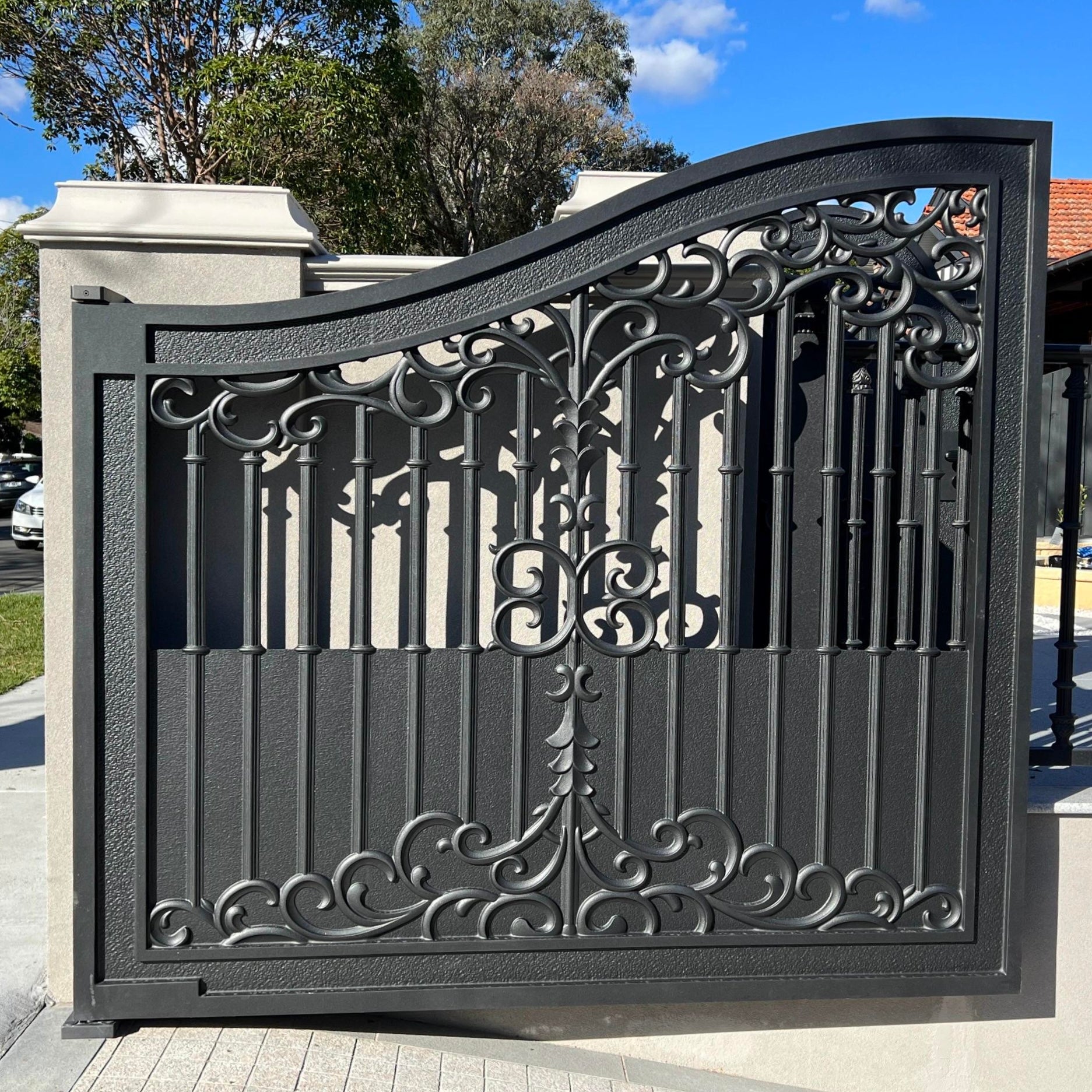 European Style Aluminum Alloy Automatic Driveway Gate Set with Hole Carved Design Double Swing Motorized System