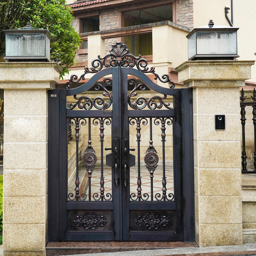 Exquisite Craftsmanship Aluminum Double Swing Gate European Cut Out Style for Courtyard Entry Weather Resistant Long Life