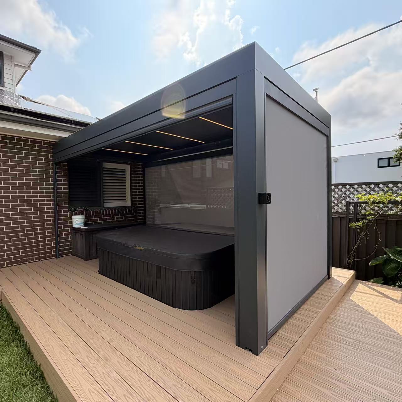 Custom Aluminium Alloy Electric Pergola Corrosion-resistant Durable Adjustable Louvered Roof With LED Light Outdoor Courtyard