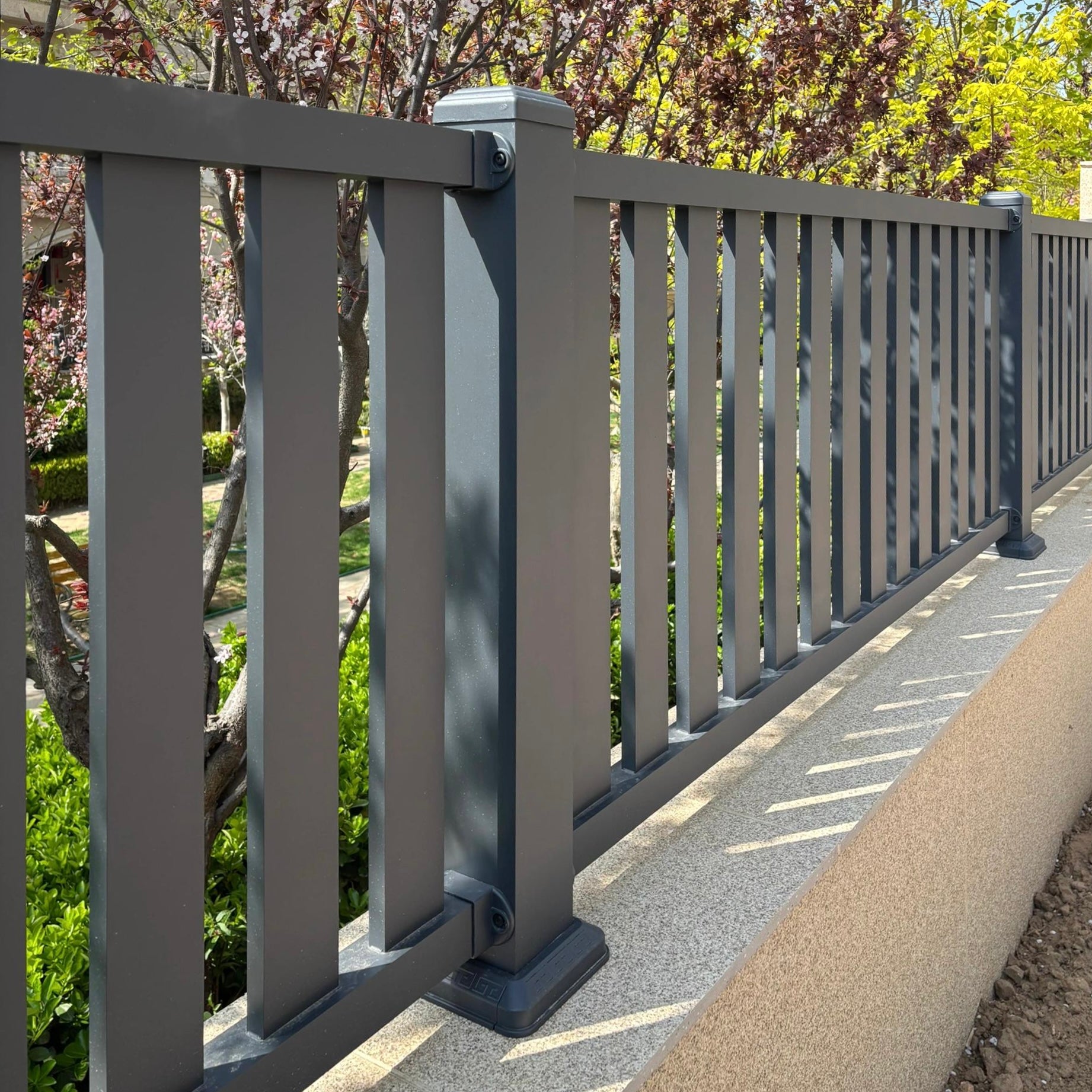 Modern Style Heavy Duty Aluminum Slat Fence with Gaps for Villa Backyard Weatherproof Adjustable Spacing Option