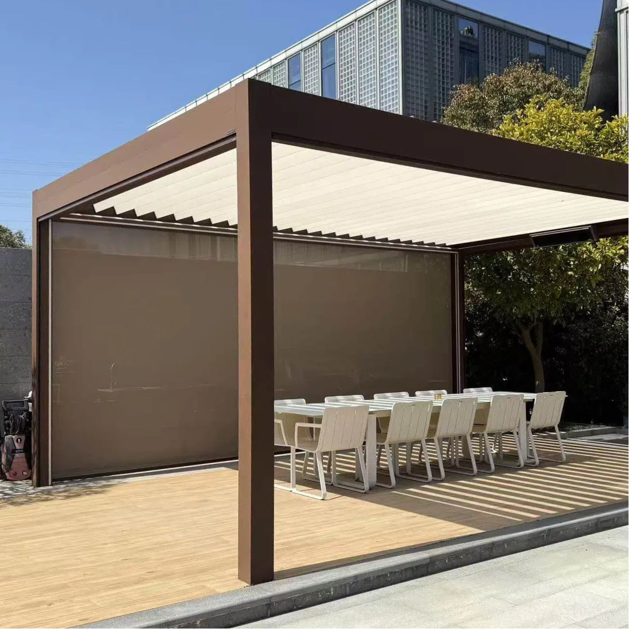 Hot Sale Electric Aluminium Alloy Pergola Intelligent Adjustable Sunshade Louver Waterproof for Outdoor Living Courtyard Garden